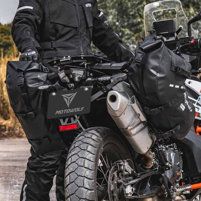 Set genți laterale moto Motowolf MB2 28L impermeabile Set genți laterale moto Motowolf MB2 28L impermeabile