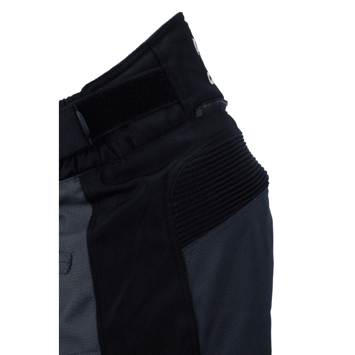 Pantaloni Moto Touring PES Carpathian Series – 4 Sezoane, Ripstop 600D AA, Impermeabili, Protecții Level 2 Genunchi Pantaloni Moto Touring PES Carpathian Series – 4 Sezoane, Ripstop 600D AA, Impermeabili, Protecții Level 2 Genunchi