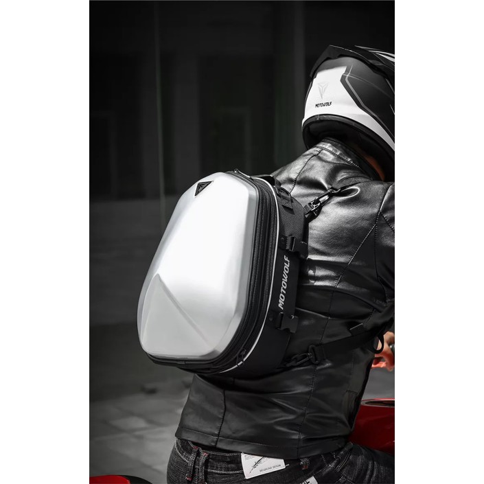 Ghiozdan/rucsac impermeabil aerodinamic moto hardshell MotoWolf, marimea L, impermeabil, extensibil, GRI (include2 tipuri de prindere)