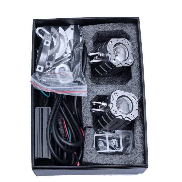 Set 2 Proiectoare LED cu Lupă pentru Motocicletă - Dimensiuni Mici, Intensitate Reglabilă, Comandă Wireless, 8000LM Set 2 Proiectoare LED cu Lupă pentru Motocicletă - Dimensiuni Mici, Intensitate Reglabilă, Comandă Wireless, 8000LM